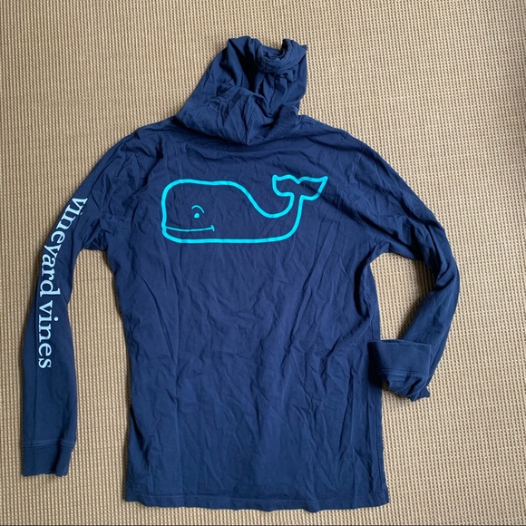 Vineyard Vines Other - Vineyard Vines Burgee whale long sleeved pocket T
